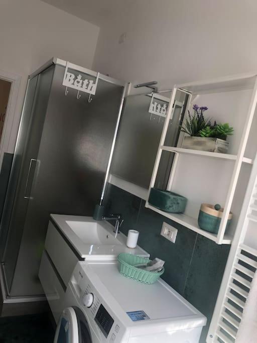 Appartamento Veronica, Per Lavoro E Relax Corsico Exterior foto