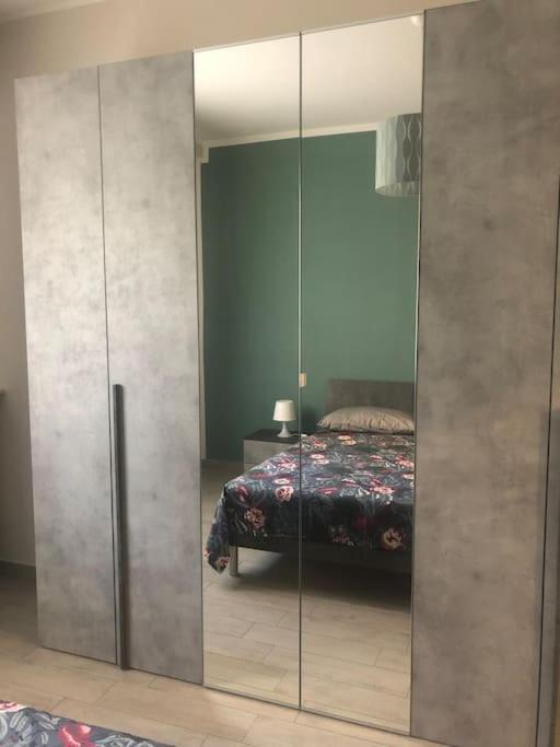 Appartamento Veronica, Per Lavoro E Relax Corsico Exterior foto