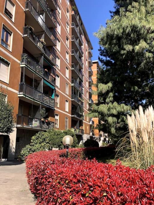 Appartamento Veronica, Per Lavoro E Relax Corsico Exterior foto